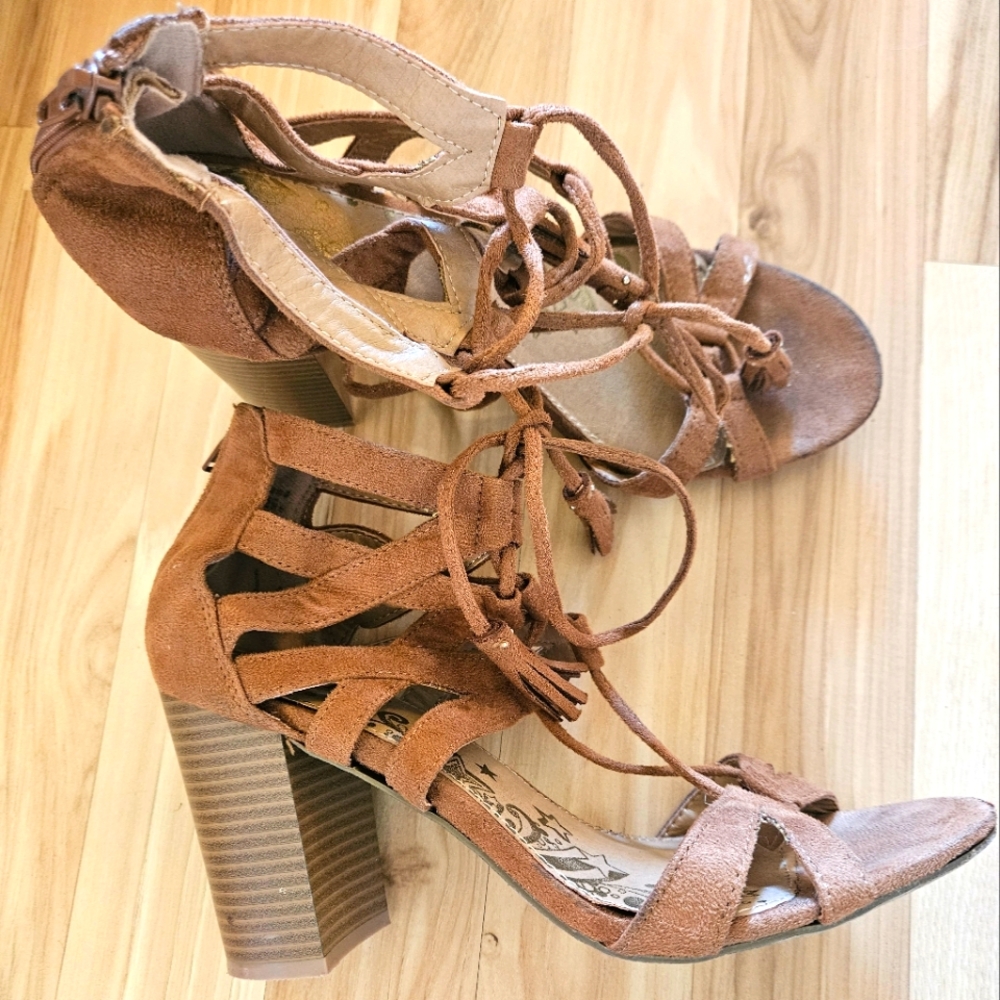 BRASH Tan High Heel Lace up Tie Ladies Shoes